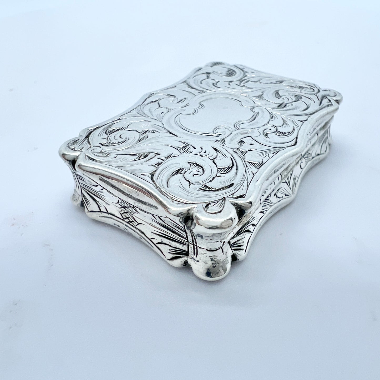 Nathaniel Mills Birmingham 1852. Antique Sterling Silver Vinaigrette Box.