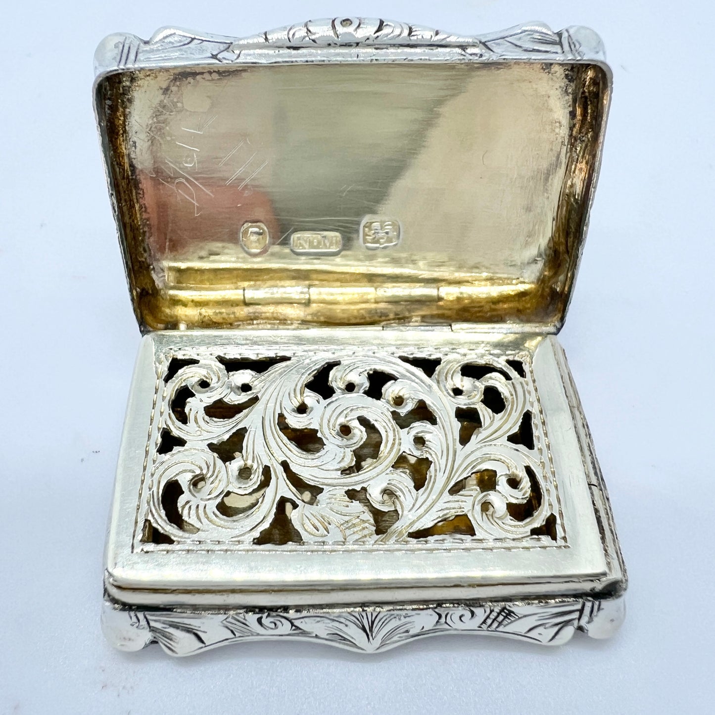 Nathaniel Mills Birmingham 1852. Antique Sterling Silver Vinaigrette Box.