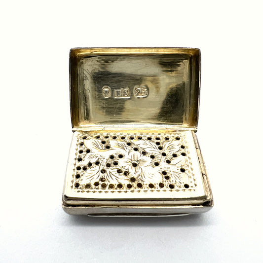 Edward Smith, Birmingham 1856. Antique Victorian Sterling Silver Vinaigrette Box.