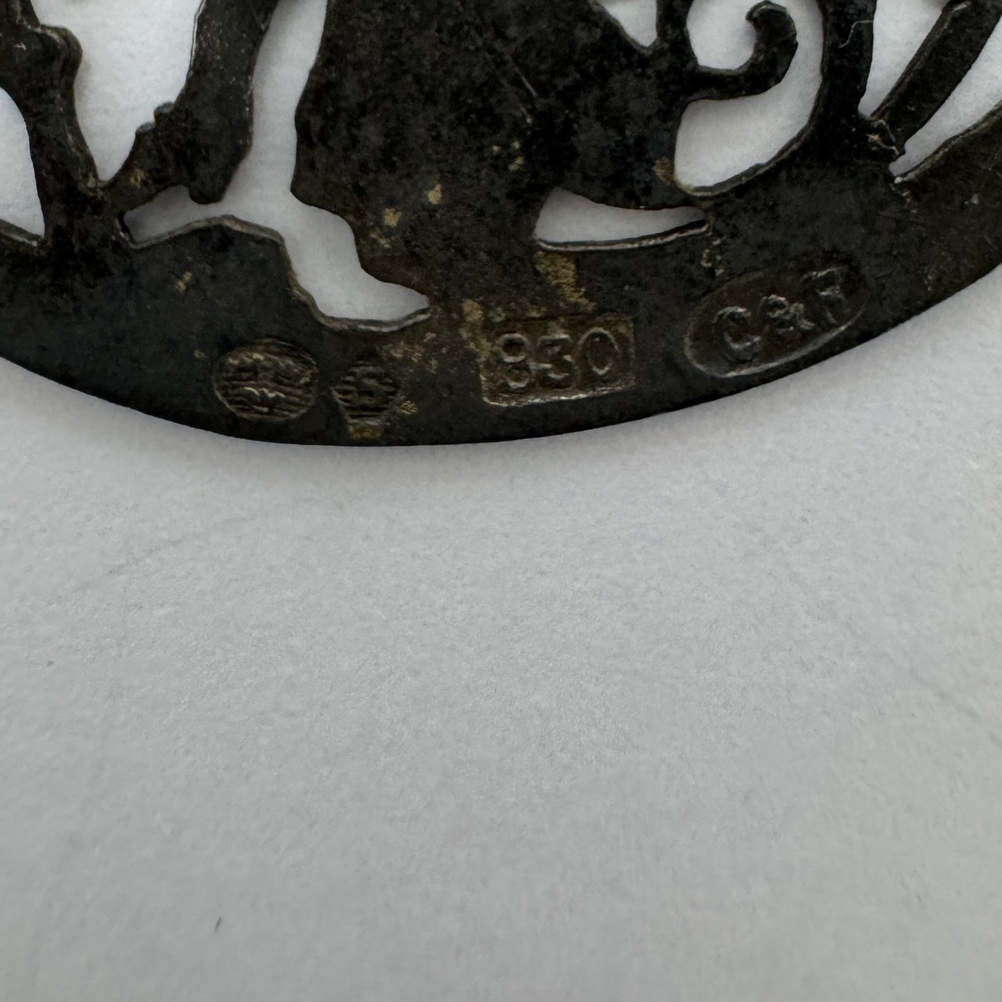 Vintage 1930-40s Solid Silver Silhouette Pendant.