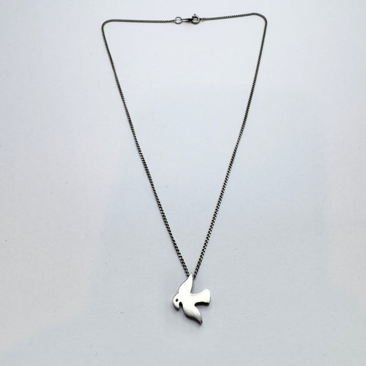 Mexico 1960-70s. Vintage Srterling Silver Peace Dove Pendant Necklace.