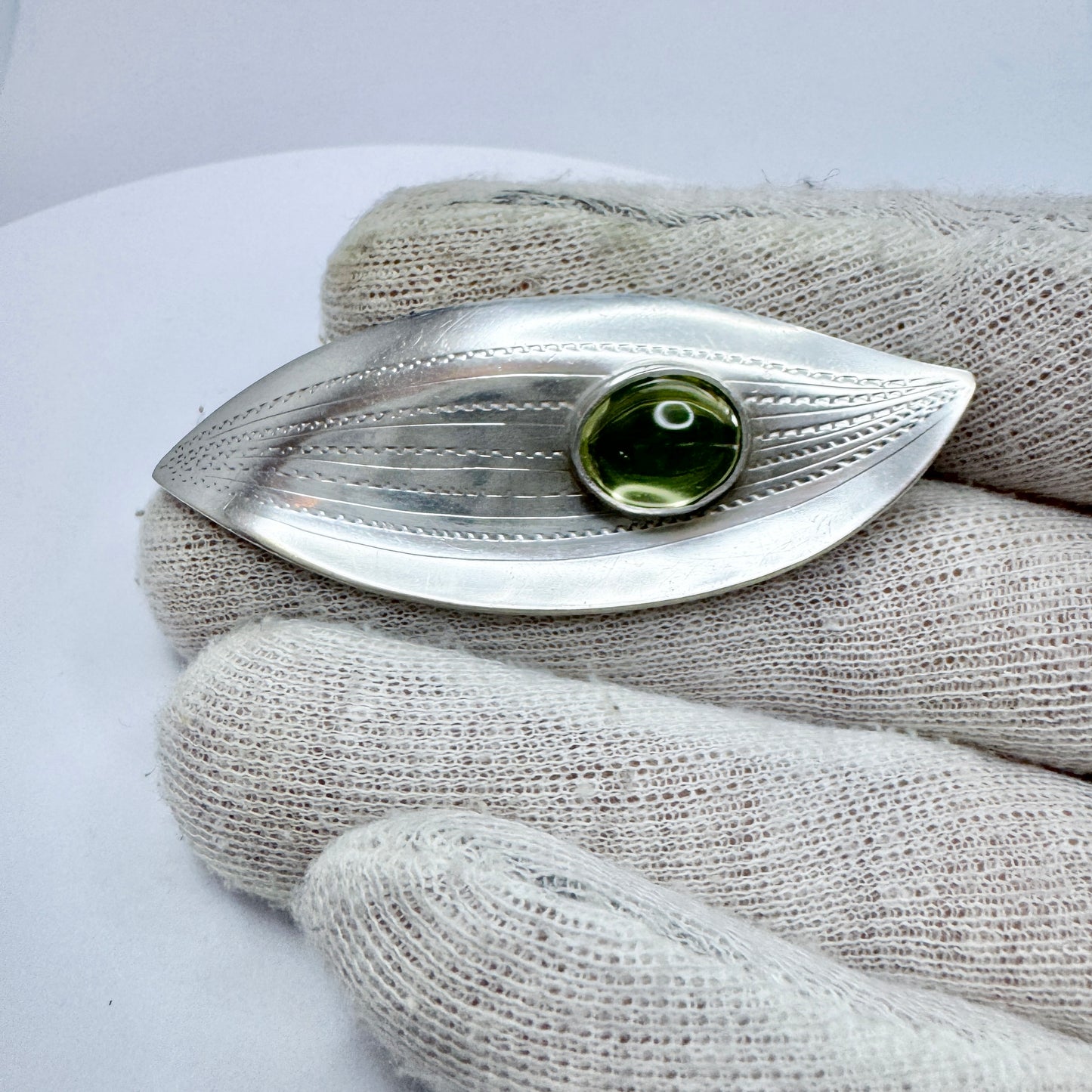 Acke Tötterman, Sweden 1955. Vintage Sterling Silver Green Quartz Brooch.