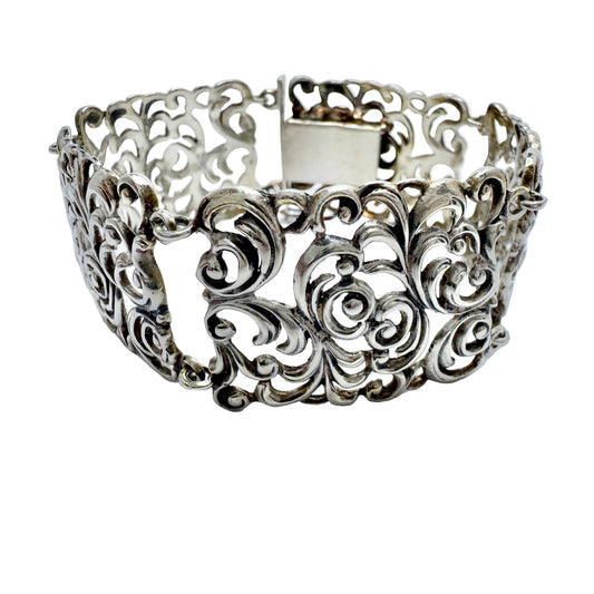 Early to Mid 1900s. Sterling 935 Silver Bold Bracelet.