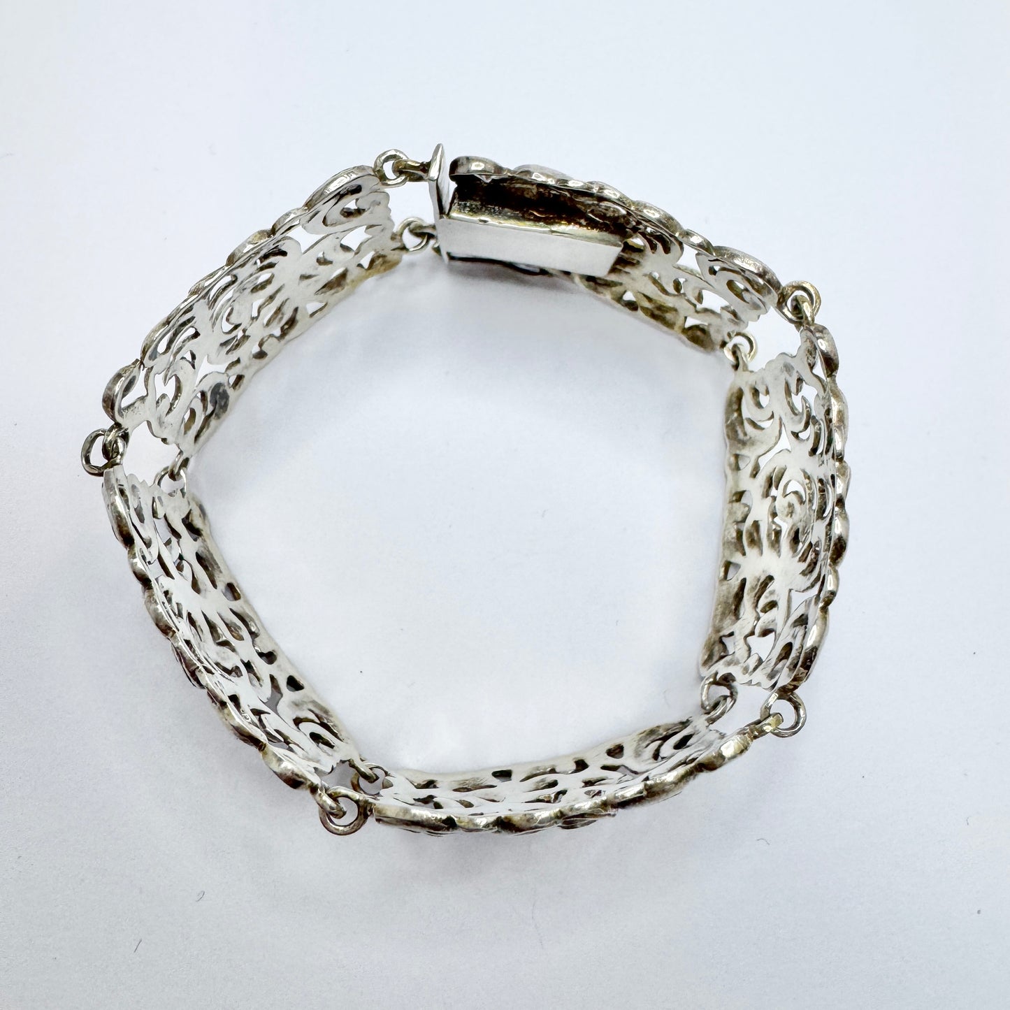 Early to Mid 1900s. Sterling 935 Silver Bold Bracelet.