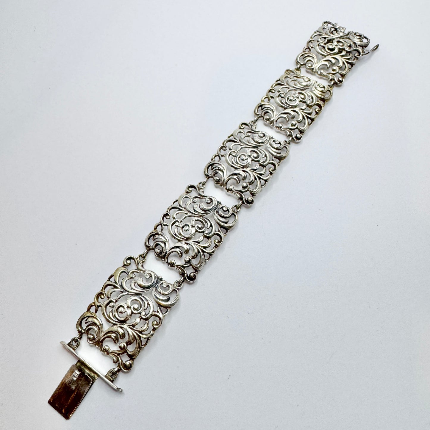 Early to Mid 1900s. Sterling 935 Silver Bold Bracelet.