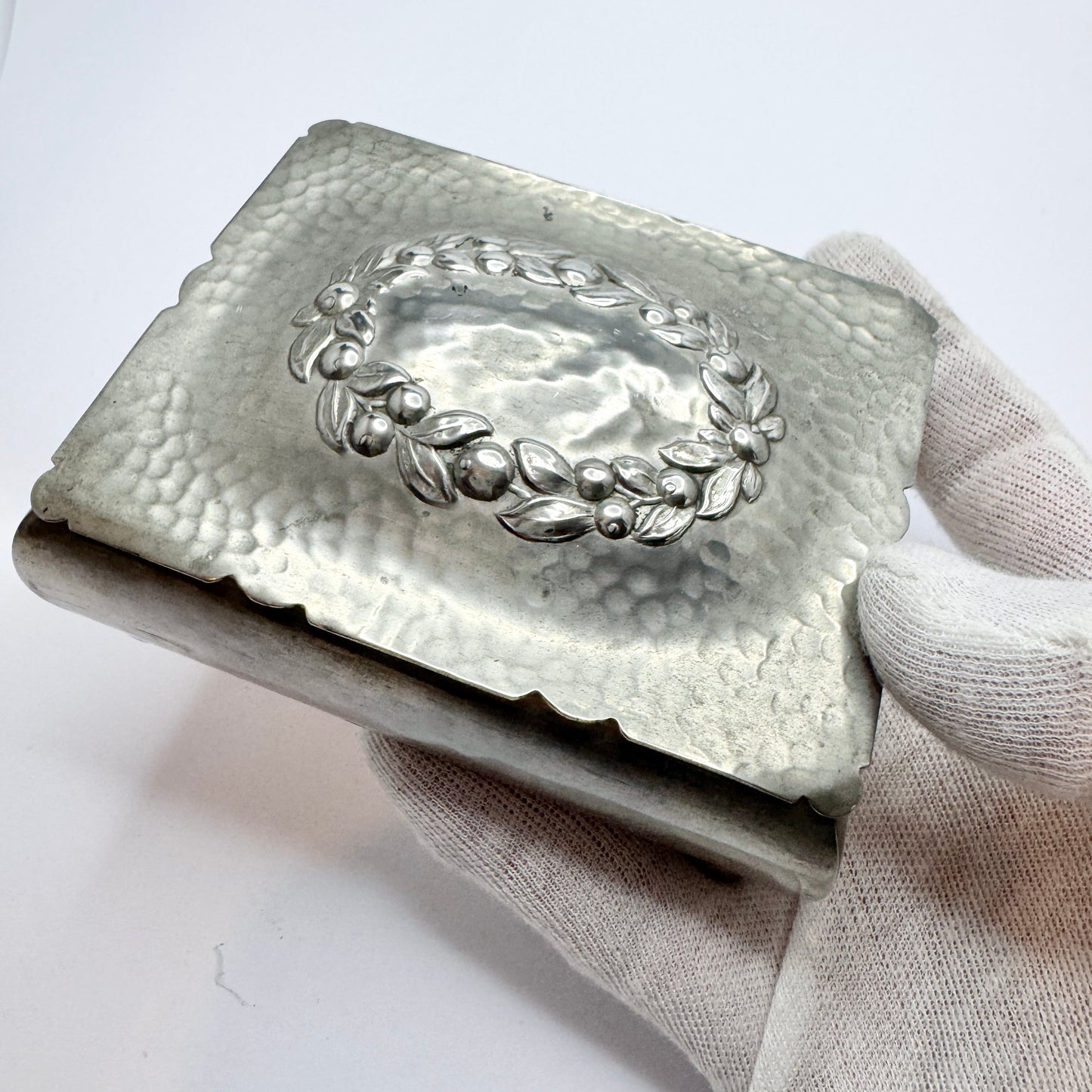 HAGS Tin, Denmark ca 1930s. Vintage Pewter Jewelry / Cigarette Box.
