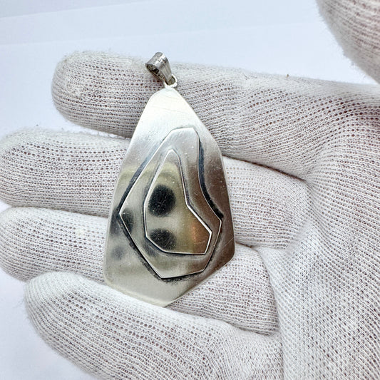 R Fridström, Sweden 1955. Vintage Mid-century Sterling Silver Pendant. Signed.