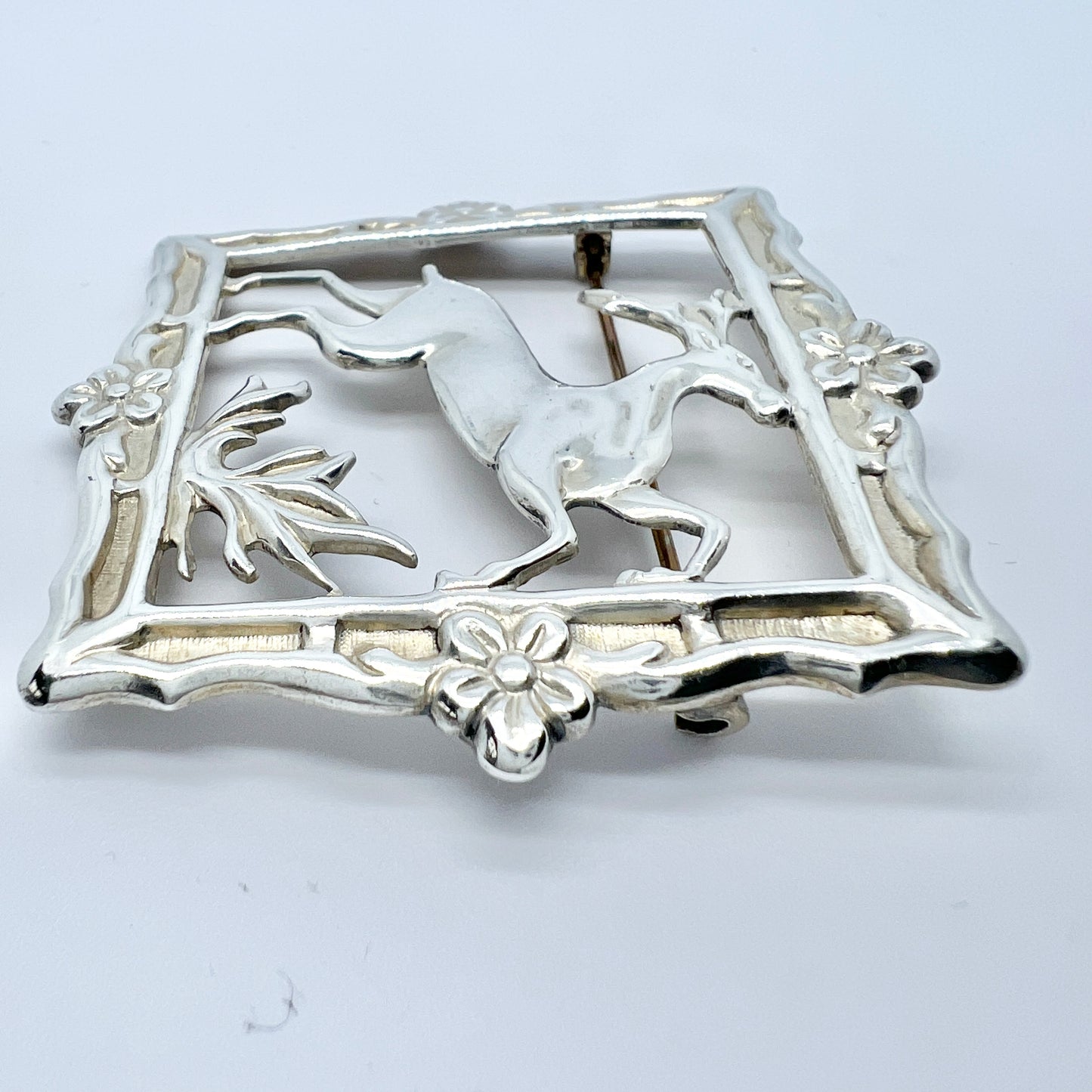 Maker Lang Vintage 1940-50s. Sterling Silver Brooch.