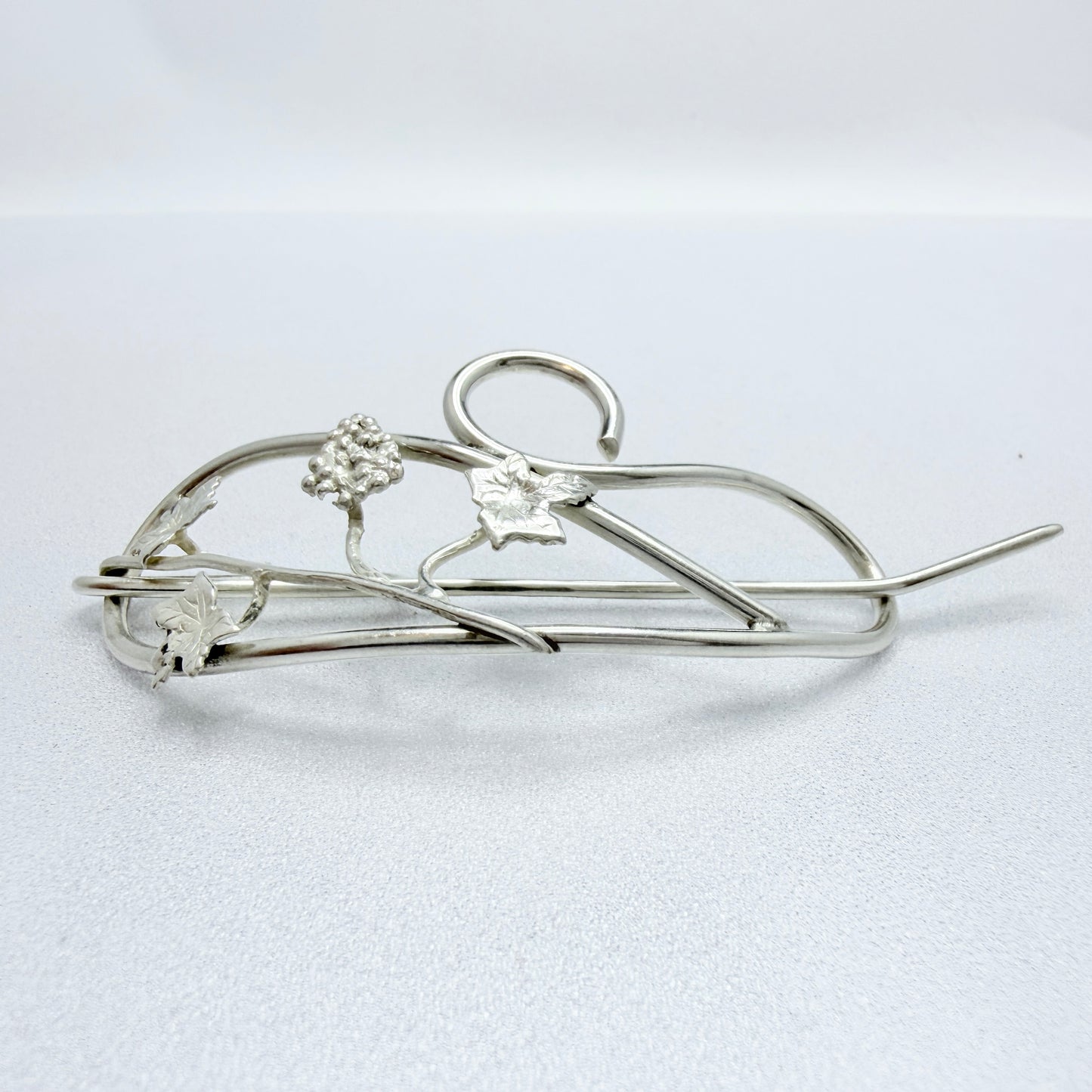 Guld og Sølv Design, Denmark 1970s. Large Sterling Silver Grapevine Hair Jewelry.