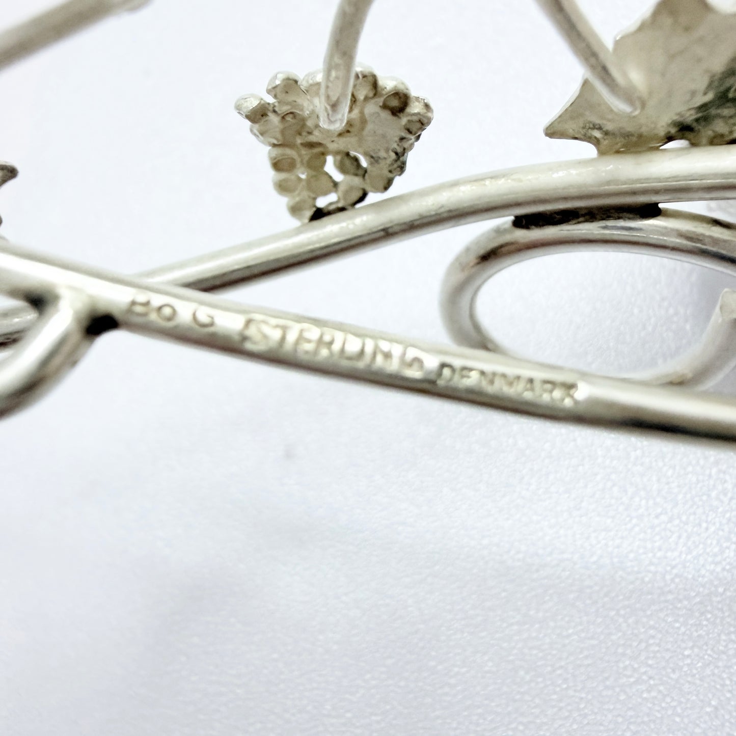 Guld og Sølv Design, Denmark 1970s. Large Sterling Silver Grapevine Hair Jewelry.