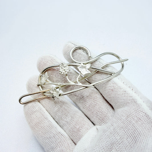 Guld og Sølv Design, Denmark 1970s. Large Sterling Silver G rapevine Hair Jewelry.