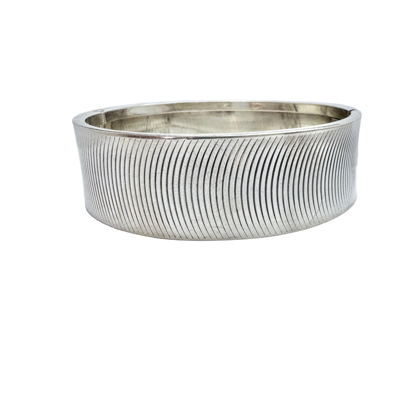 Andreas Daub, Germany ca 1950s. Vintage Solid SIlver Hinged Bangle Bracelet.