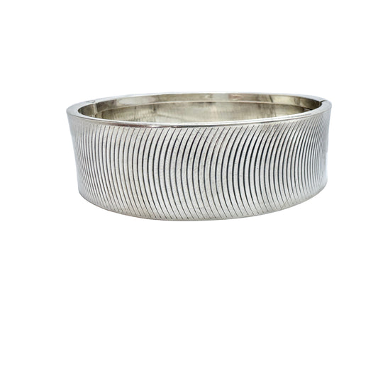 Andreas Daub, Germany ca 1950s. Vintage Solid SIlver Hinged Bangle Bracelet.