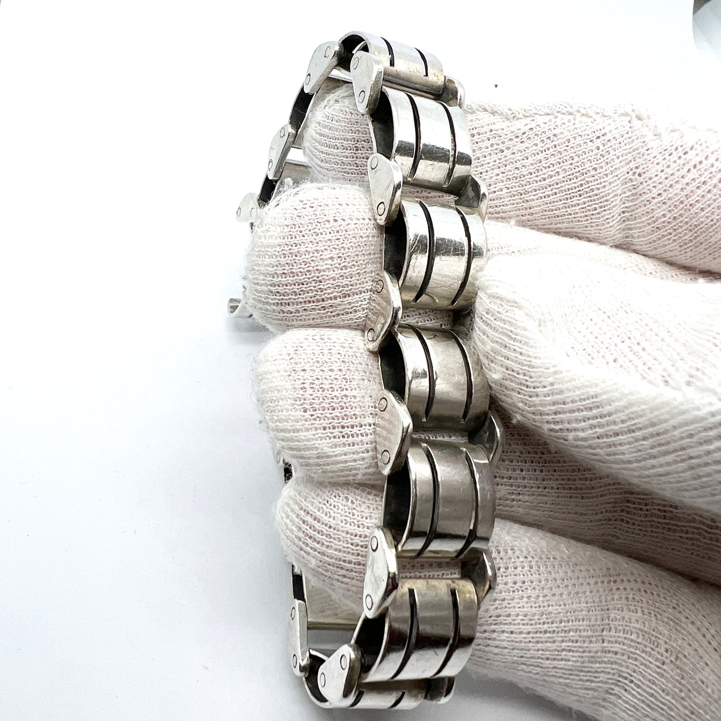 Ceson, Sweden 1952. Vintage Machine Age Sterling Silver Bracelet.