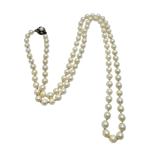 JOA. Vintage Sterling Silver Cultured Pearl 83cm / 32.7in Necklace.