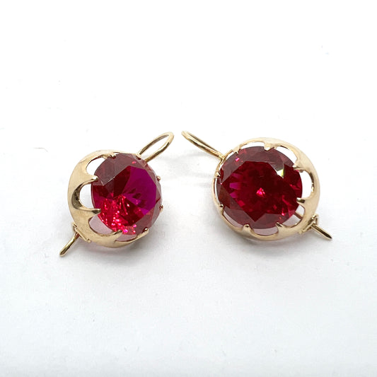 Malin Salonen, Sweden 1977. Vintage 18k Gold Synthetic Ruby Earrings.