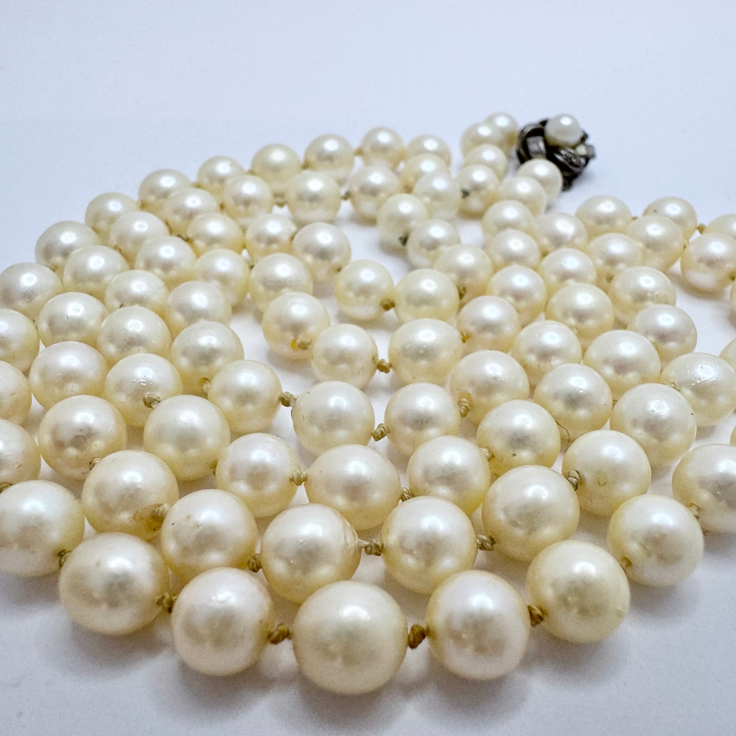 JOA. Vintage Sterling Silver Cultured Pearl 83cm / 32.7in Necklace.