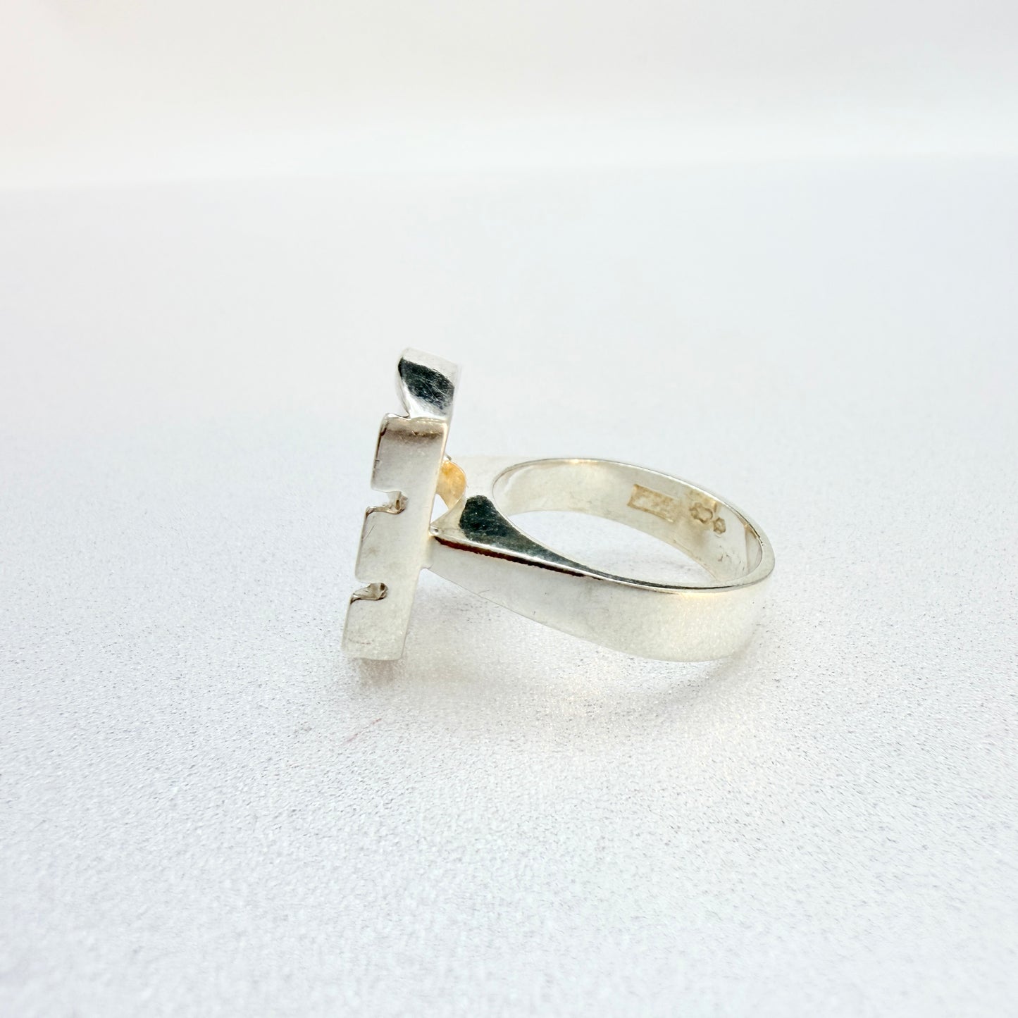 Bengt Hallberg, Sweden 1967. Vintage Modernist Sterling Silver Ring.