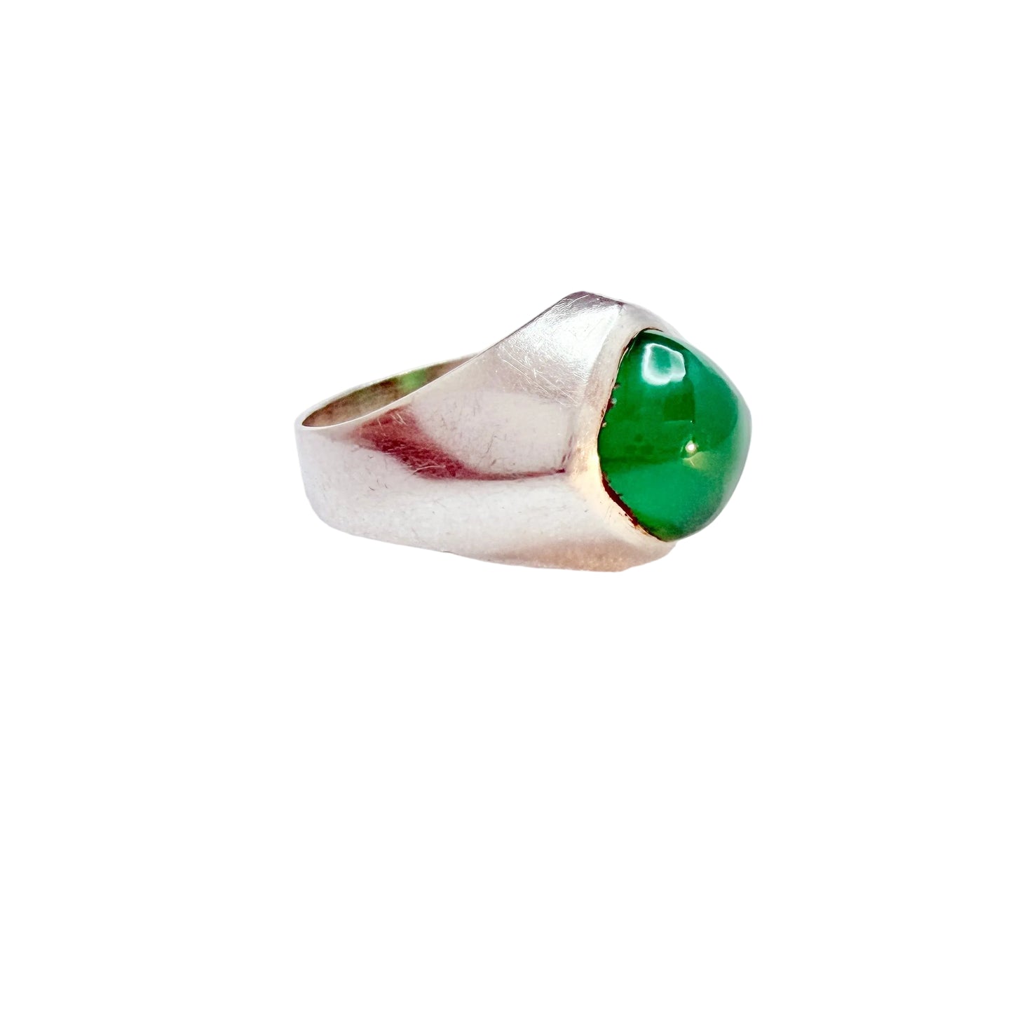 Kaplan, Sweden 1967. Vintage Sterling Silver Space Age Chrysoprase Ring.