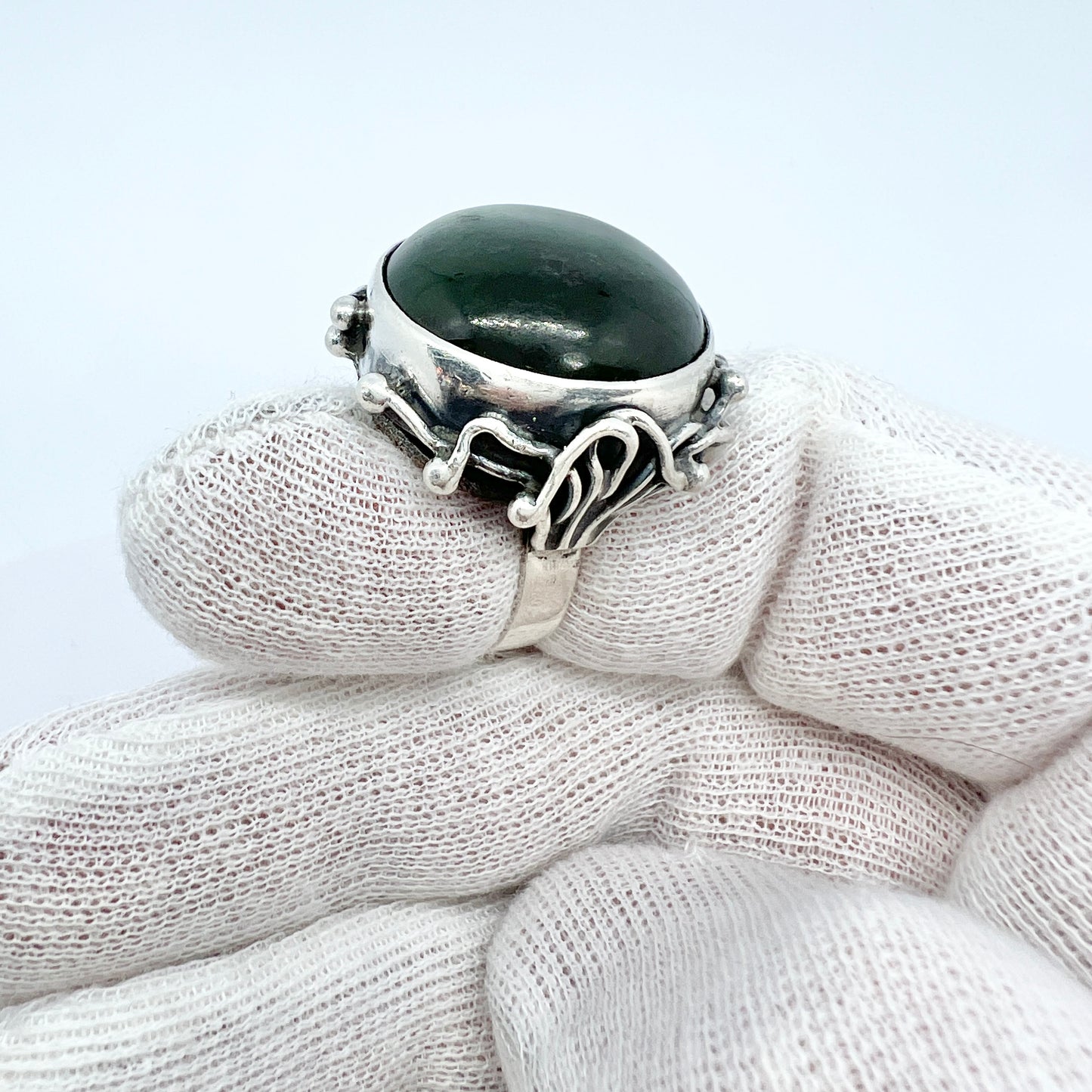 KTZ, Poland. Vintage 1960-70s Solid Silver Deep Forest Green Hard Stone Ring.