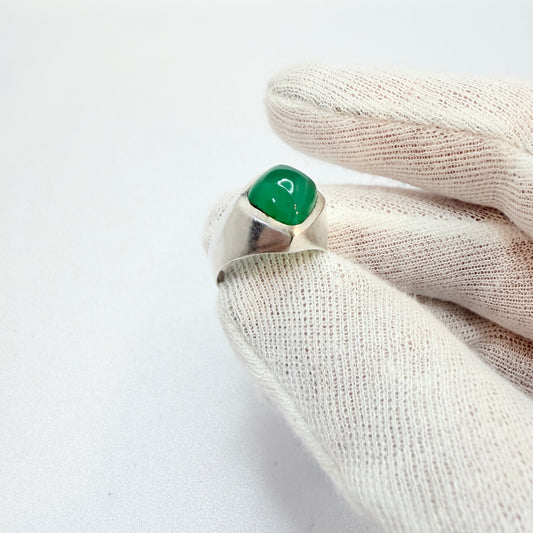Kaplan, Sweden 1967. Vintage Sterling Silver Space Age Chrysoprase Ring.