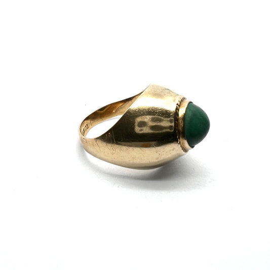 G Dahlgren, Sweden 1952 Vintage Mid-Century Modern 18k Gold Malachite Ring.