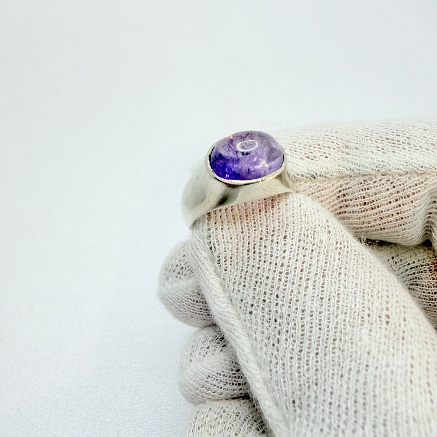 G Dahlgren, Sweden 1956. Vintage Sterling Silver Amethyst Ring.