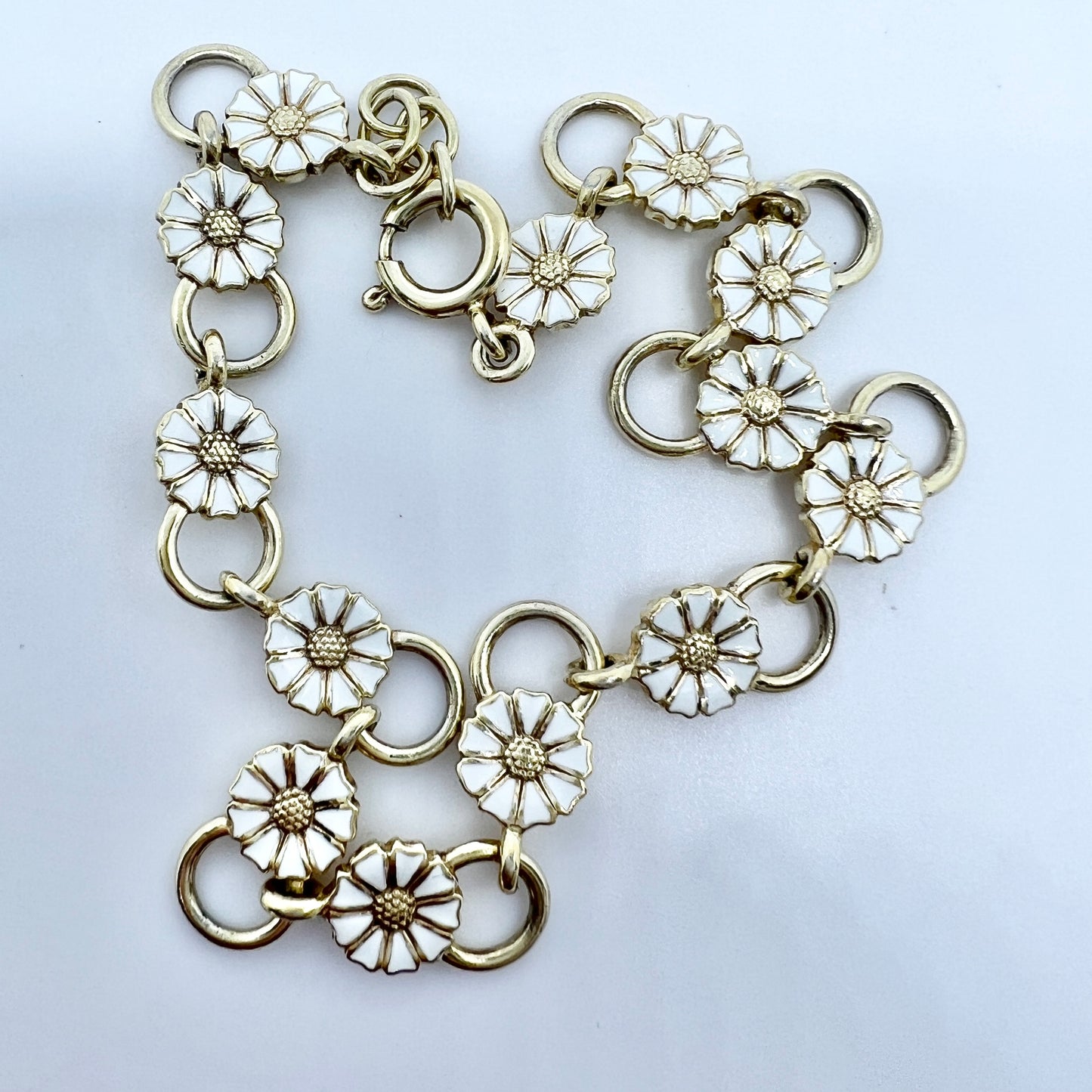 Bernhard Hertz, Denmark. Vintage Sterling Silver Enamel Daisy Bracelet.