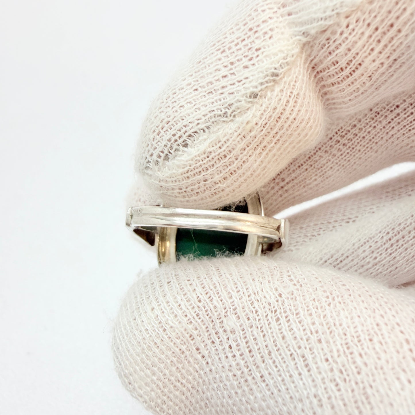 Frey & Co, Germany 1950-60s. Solid Silver Chrysoprase Ring