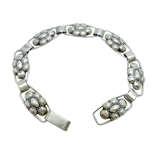 Asa-Silver H Olsson, Sweden 1949. Vintage Solid Silver Flower Bracelet.