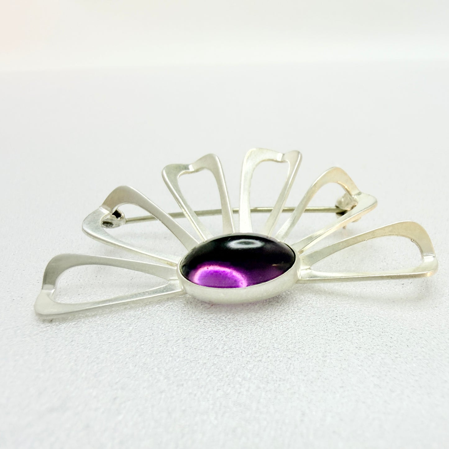 Vintage 1950-60s. Solid Silver Amethyst Brooch.