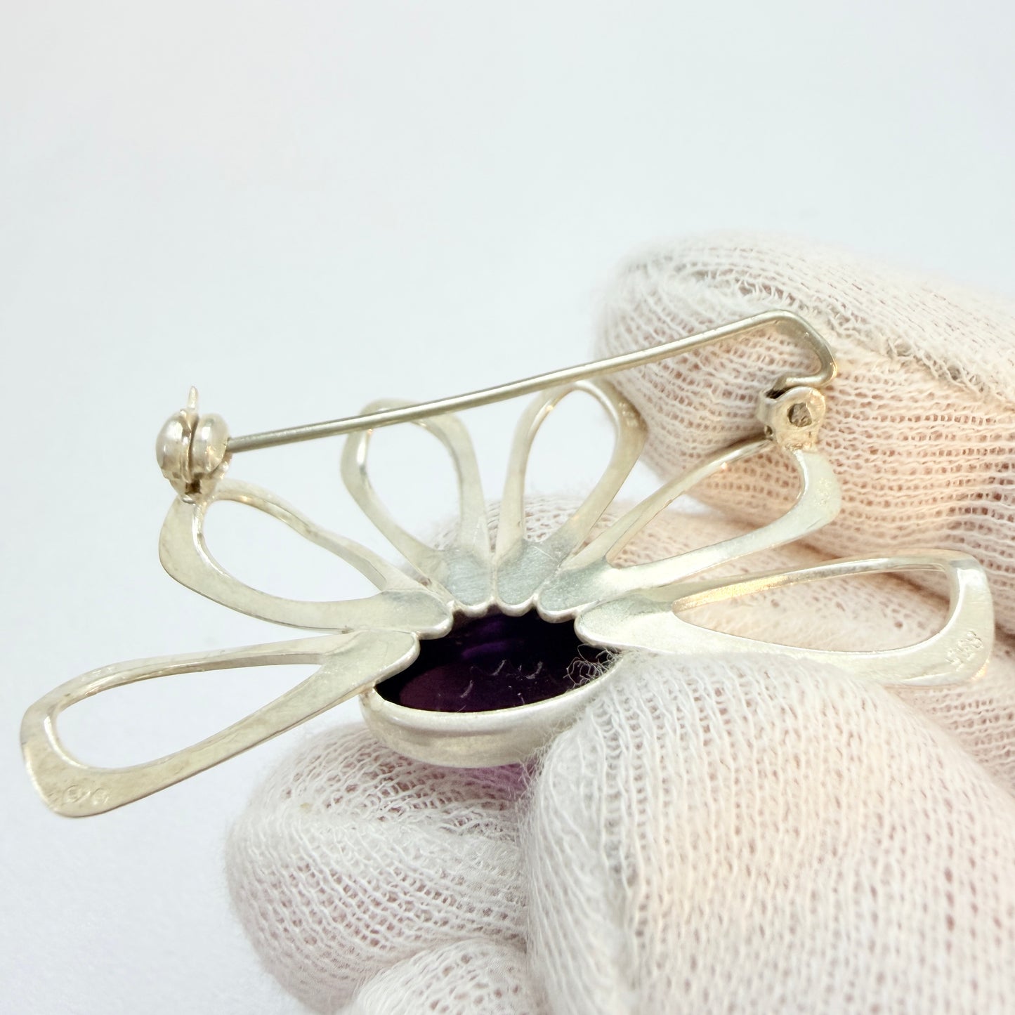 Vintage 1950-60s. Solid Silver Amethyst Brooch.