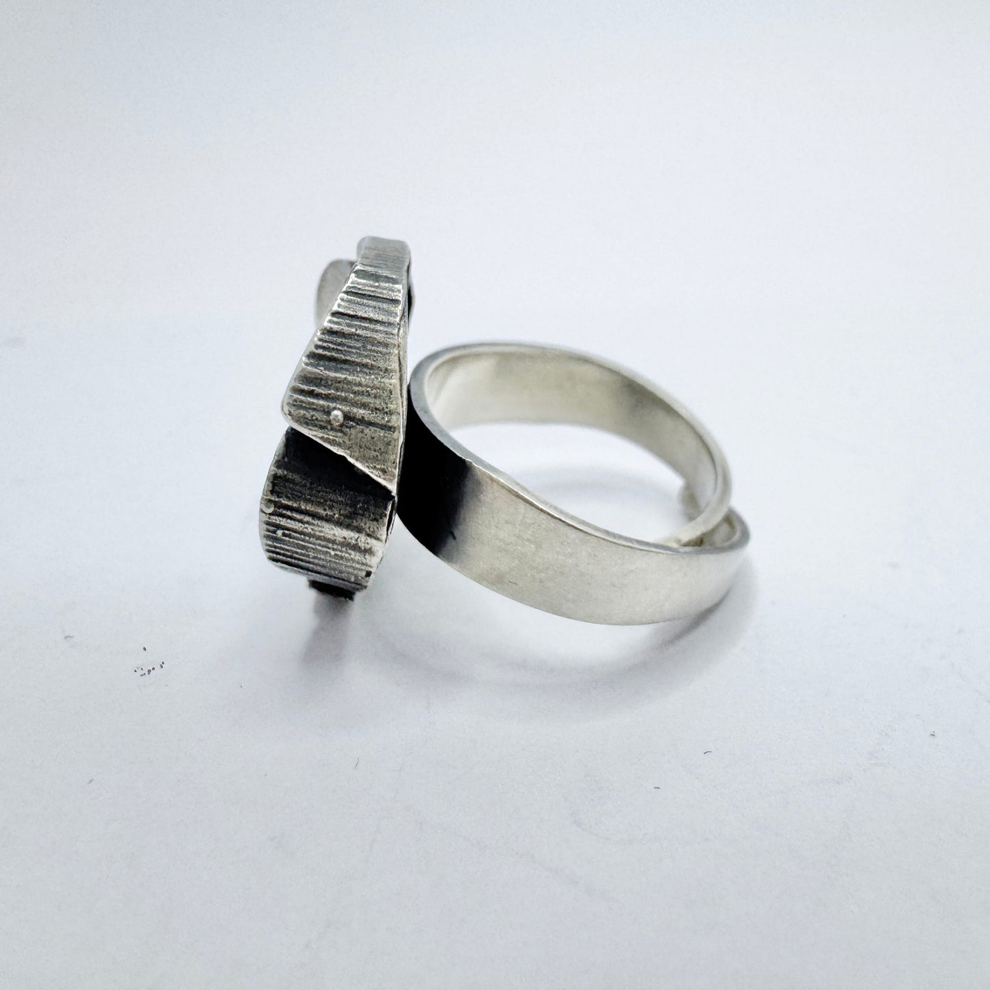 Karl Laine for Sten & Laine Finland 1975. Vintage Sterling Silver Ring.