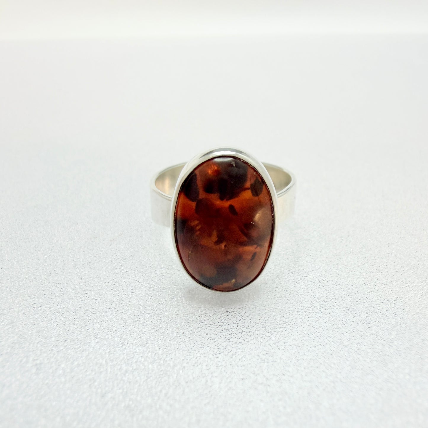 Ostsee-schmuck, Fischland. Vintage Solid Silver Amber Ring.