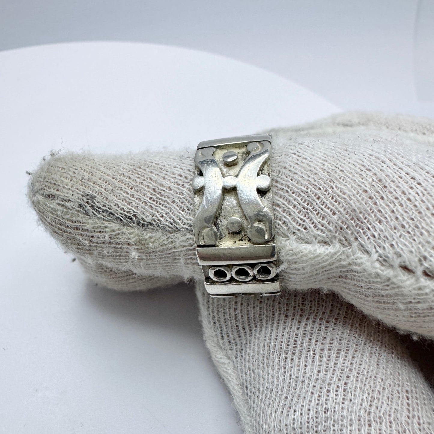 Los Ballesteros Taxco, Mexico. Vintage Mid-century Sterling Silver Band Ring. Size 11