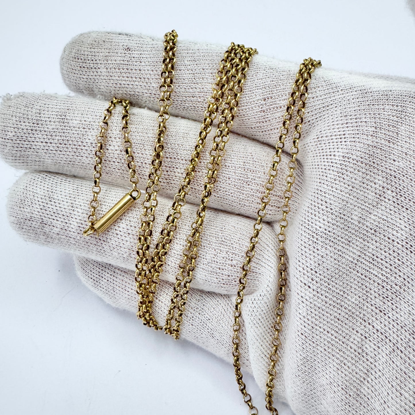 Öberg, Sweden year 1899. Antique 18k Gold 63 inch Longuard Chain Necklace.