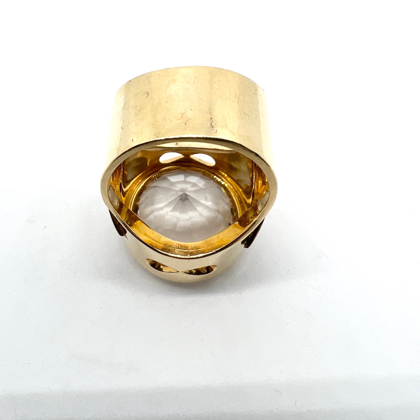 Stockholm 1971. Massive 37 gram Vintage Space Age 18k Gold Diamond Rock Crystal Ring.