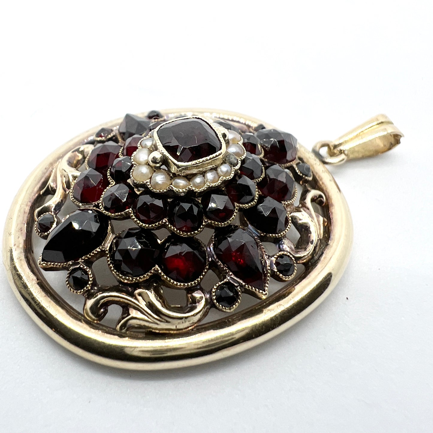 Antique c year 1900. 14k Gold Garnet Seed Pearl Pendant.