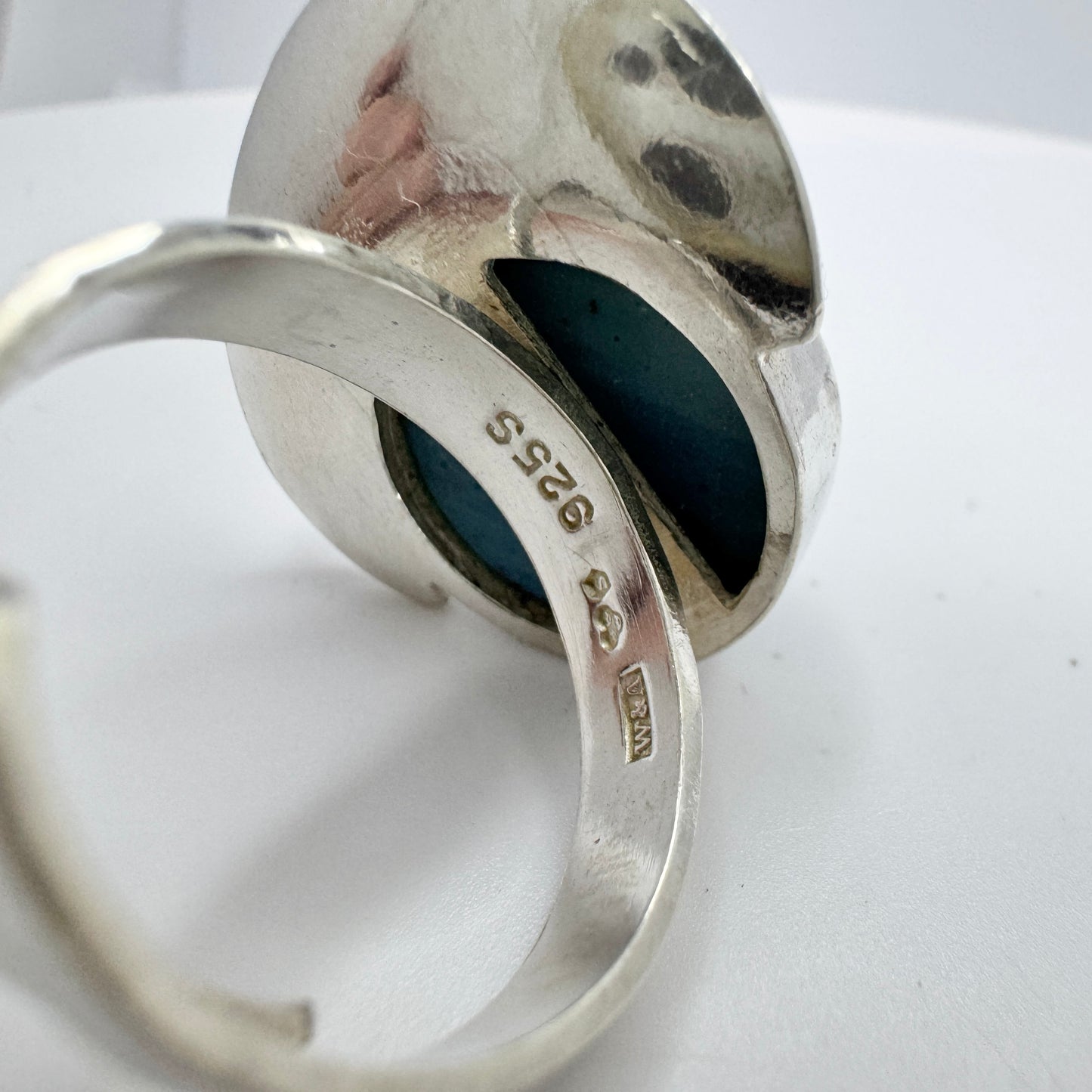 Sävsjö Guldsmed, Sweden ca 1970s. Vintage Sterling Silver Bergslagen-stone Adjustable Size Ring.