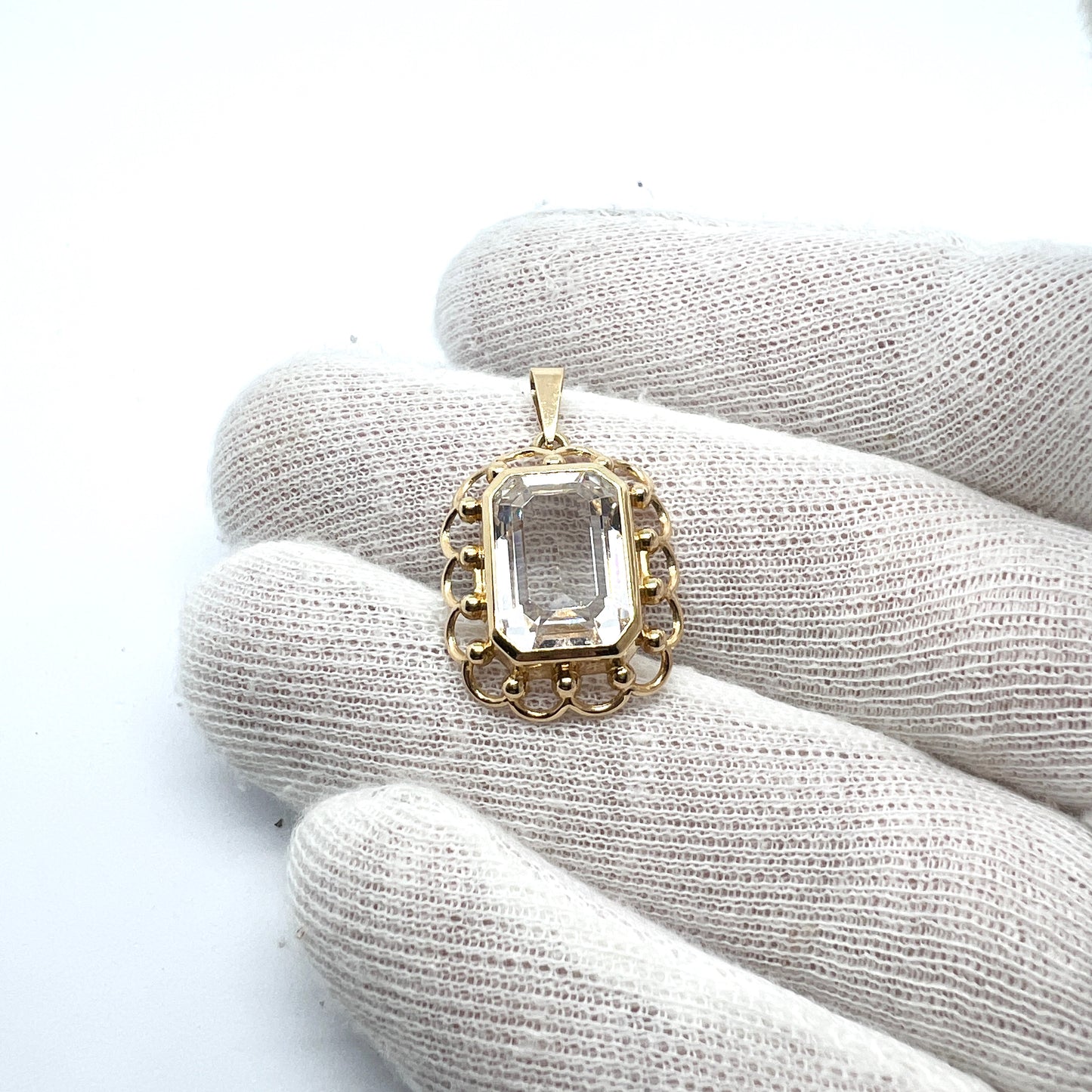 Sweden 1950-60s. Vintage 18k Gold Quartz Pendant.