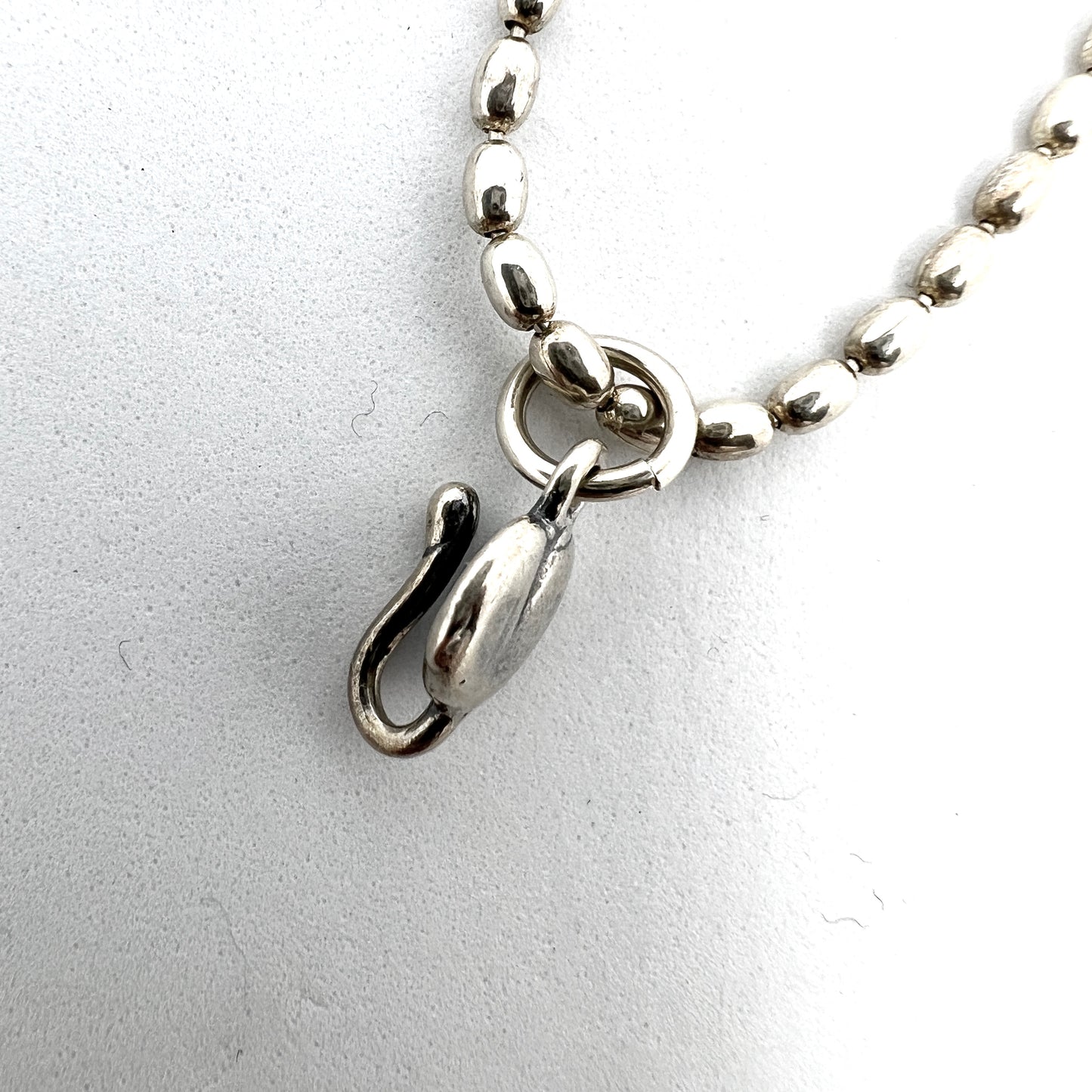 Kalevala Koru, Finland. Vintage Sterling Silver Charm 31 inch Necklace.