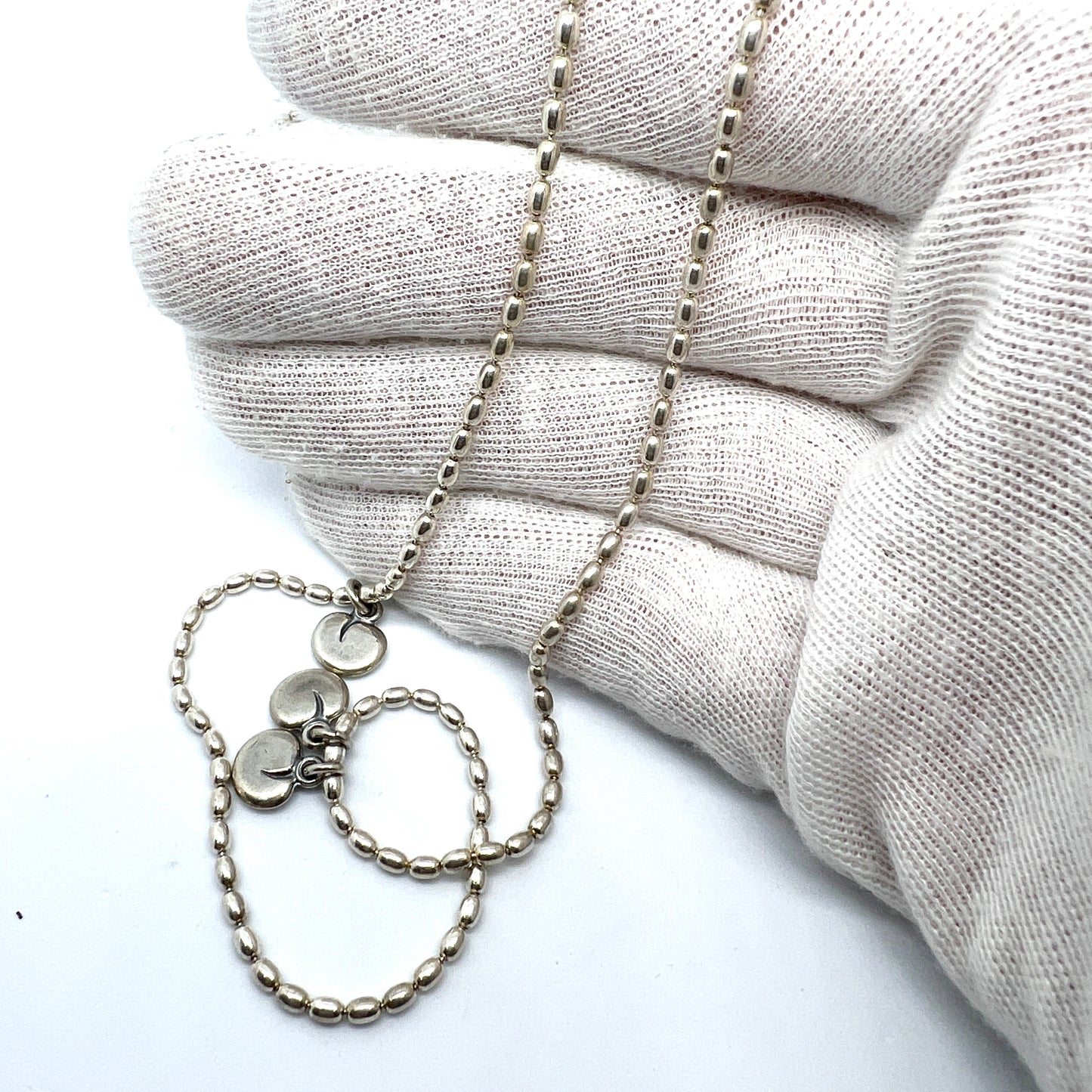 Kalevala Koru, Finland. Vintage Sterling Silver Charm 31 inch Necklace.