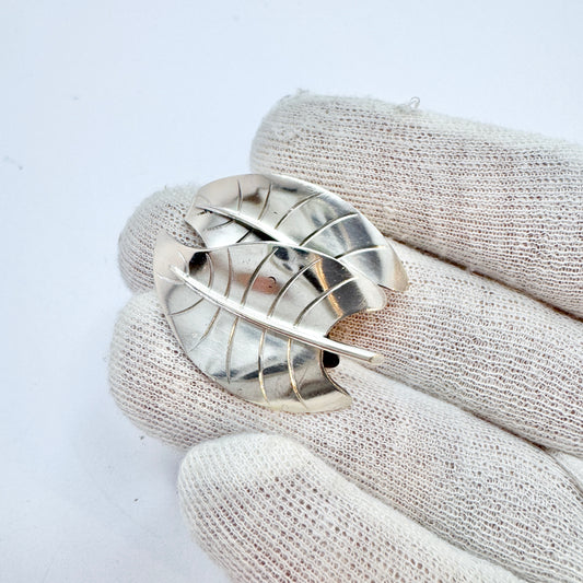 Sigurd Persson for Ateljé Stigbert, Sweden 1953. Vintage Sterling Silver Brooch..