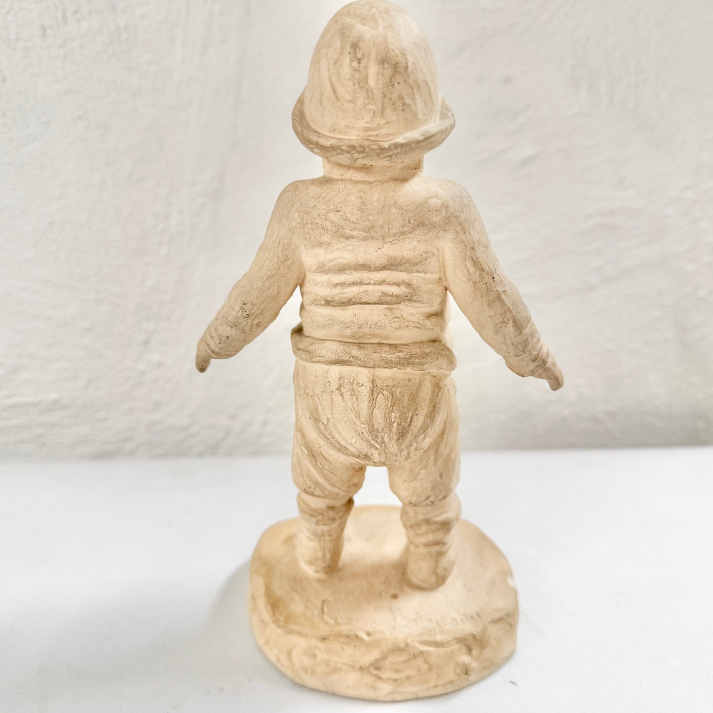Lena Börjesson. Denmark / Sweden. Vintage Plaster Figurine Sculpture. Signed. "Skutskepparen"