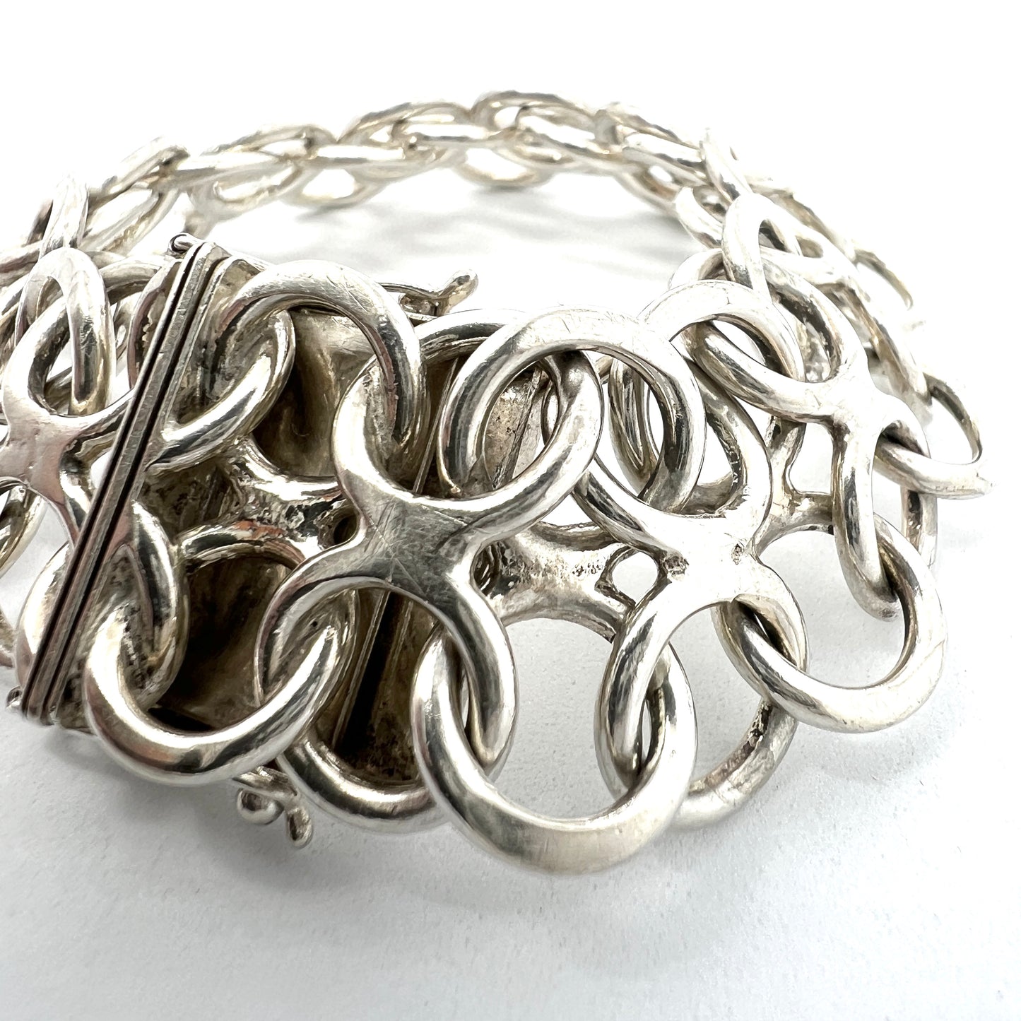 N S E Guldvaru, Sweden 1973. Large Vintage Sterling Silver Bracelet.