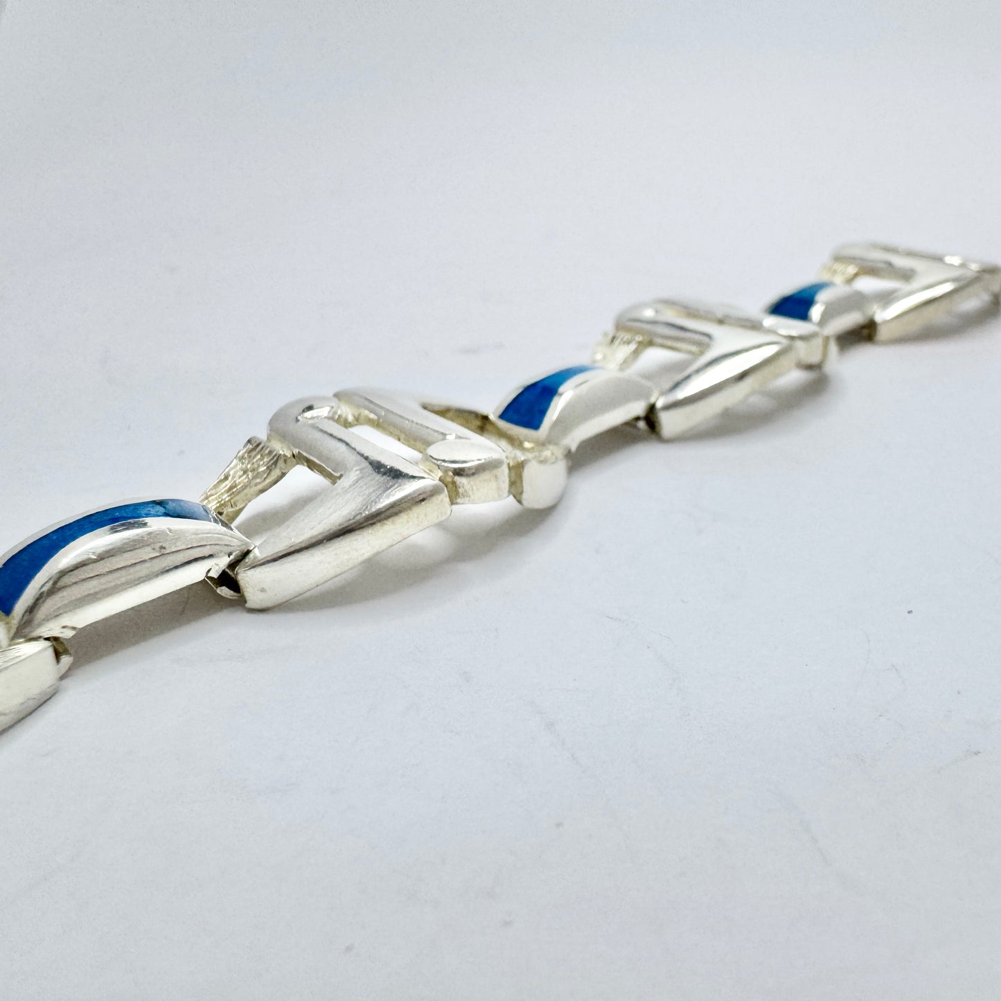 OREFICERIA MEDICEA DI UREI ROSANNA, Italy c 1980s. Bold Sterling Silver Enamel Bracelet.