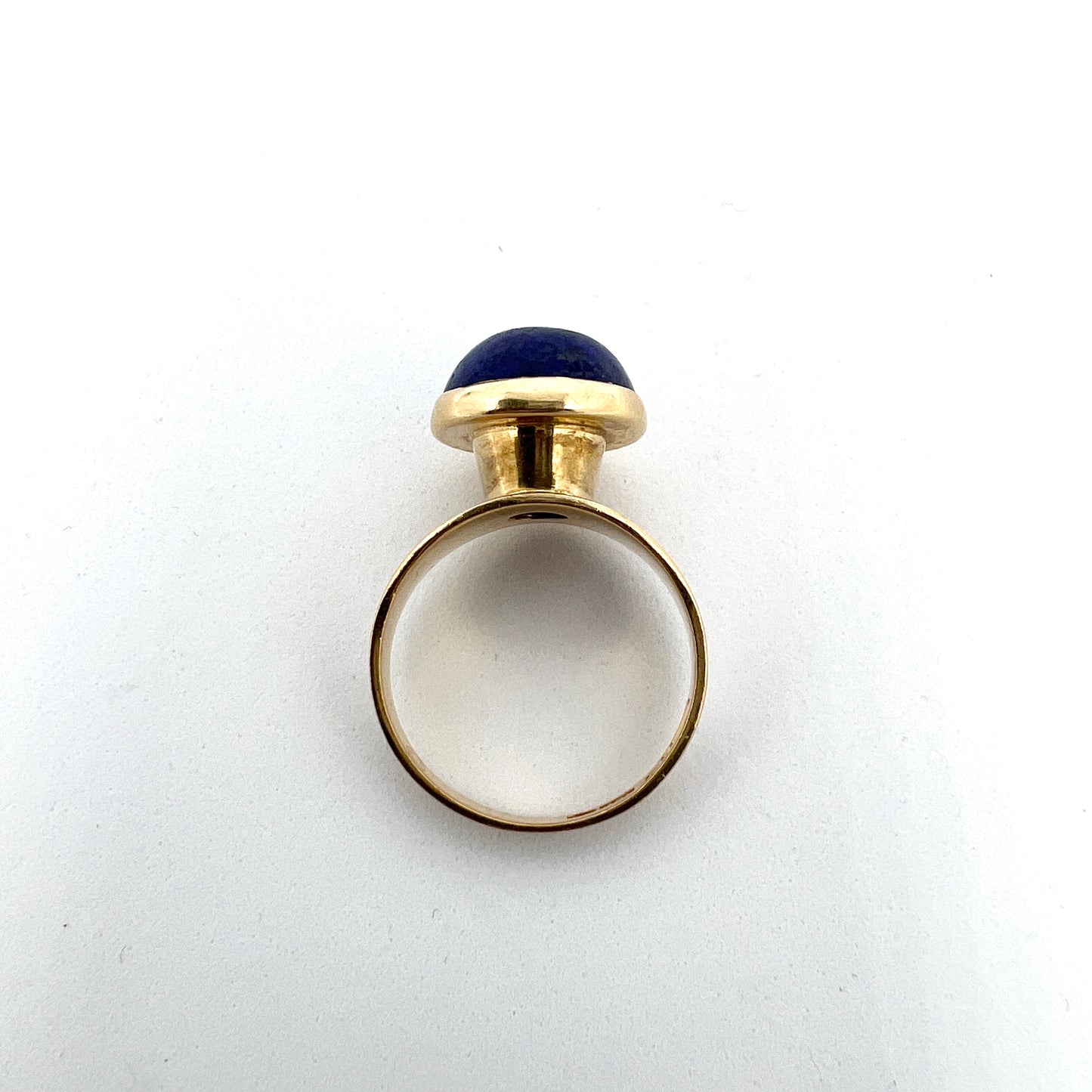 Sigvard Ljungström, Sweden 1963. Vintage Modernist 18k Gold Lapis Lazuli Ring.