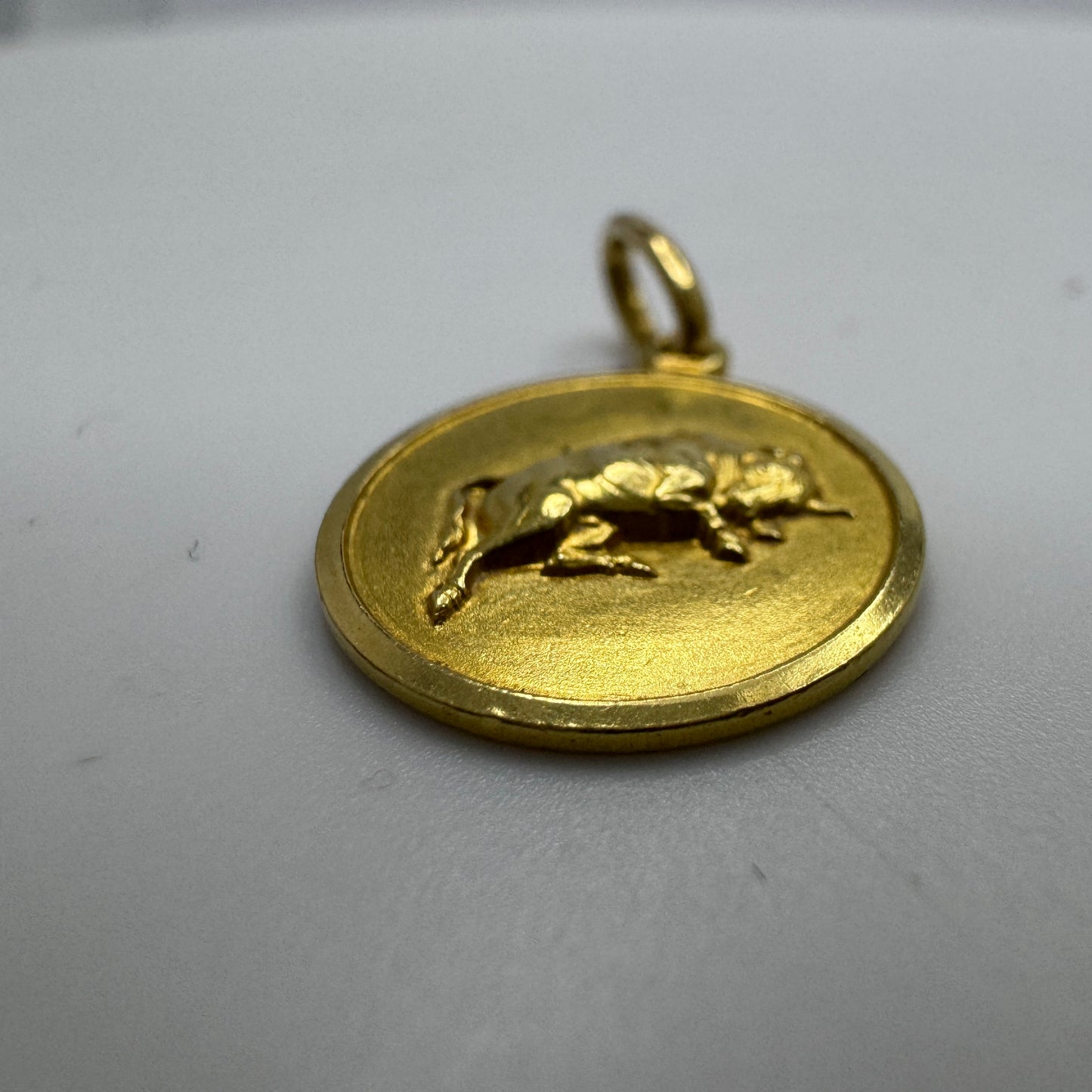 Uno A Erre, Italy 1944-68. Vintage 18k Gold Zodiac Taurus Charm Pendant.