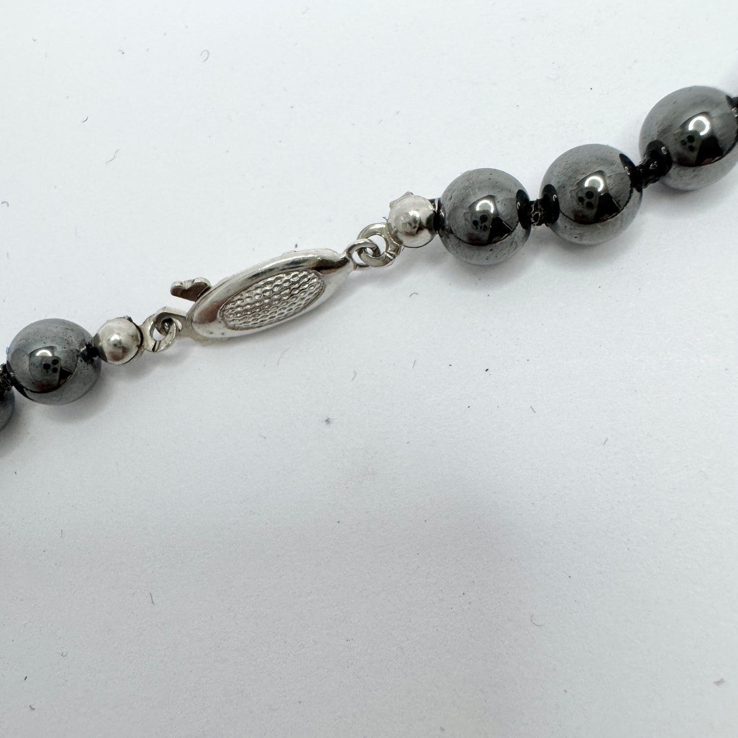 RN Australia / NZ. Sterling Silver Hematite Pendant Necklace.