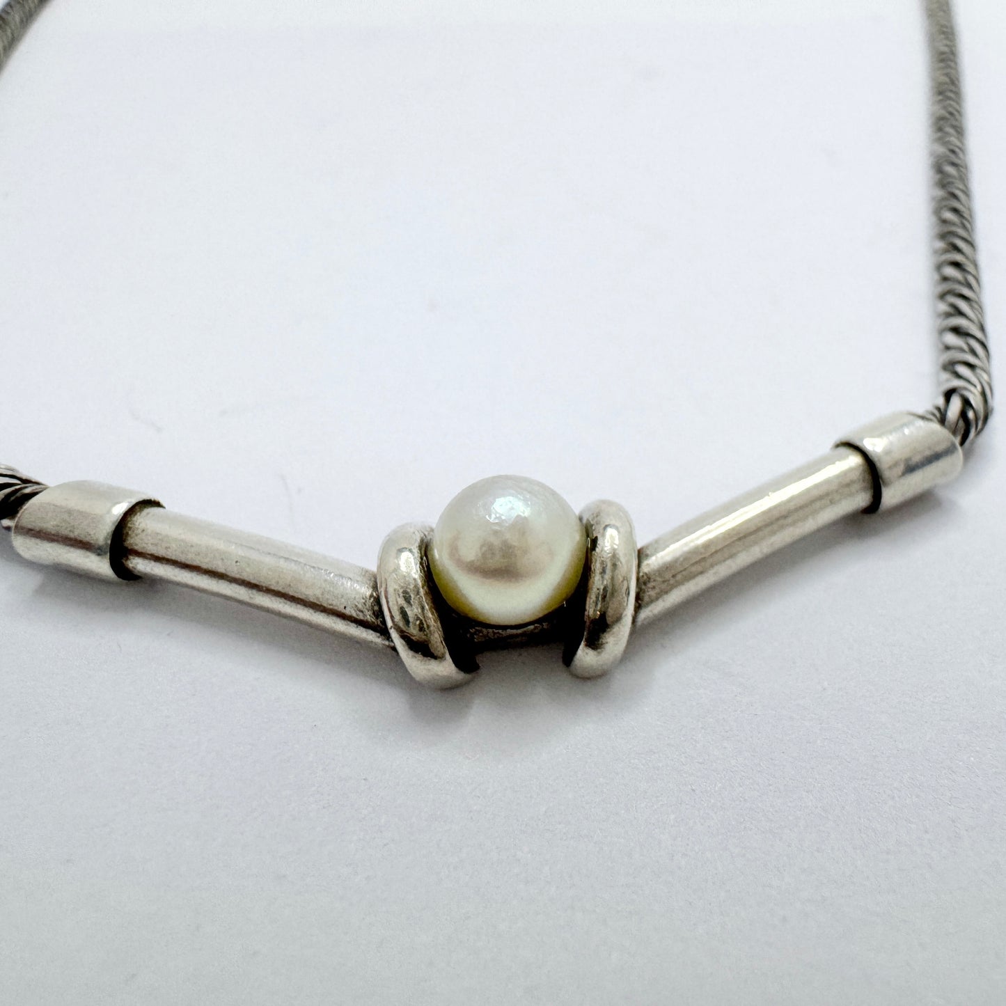 Rauff, Denmark. Vintage Sterling Silver Pearl Necklace.